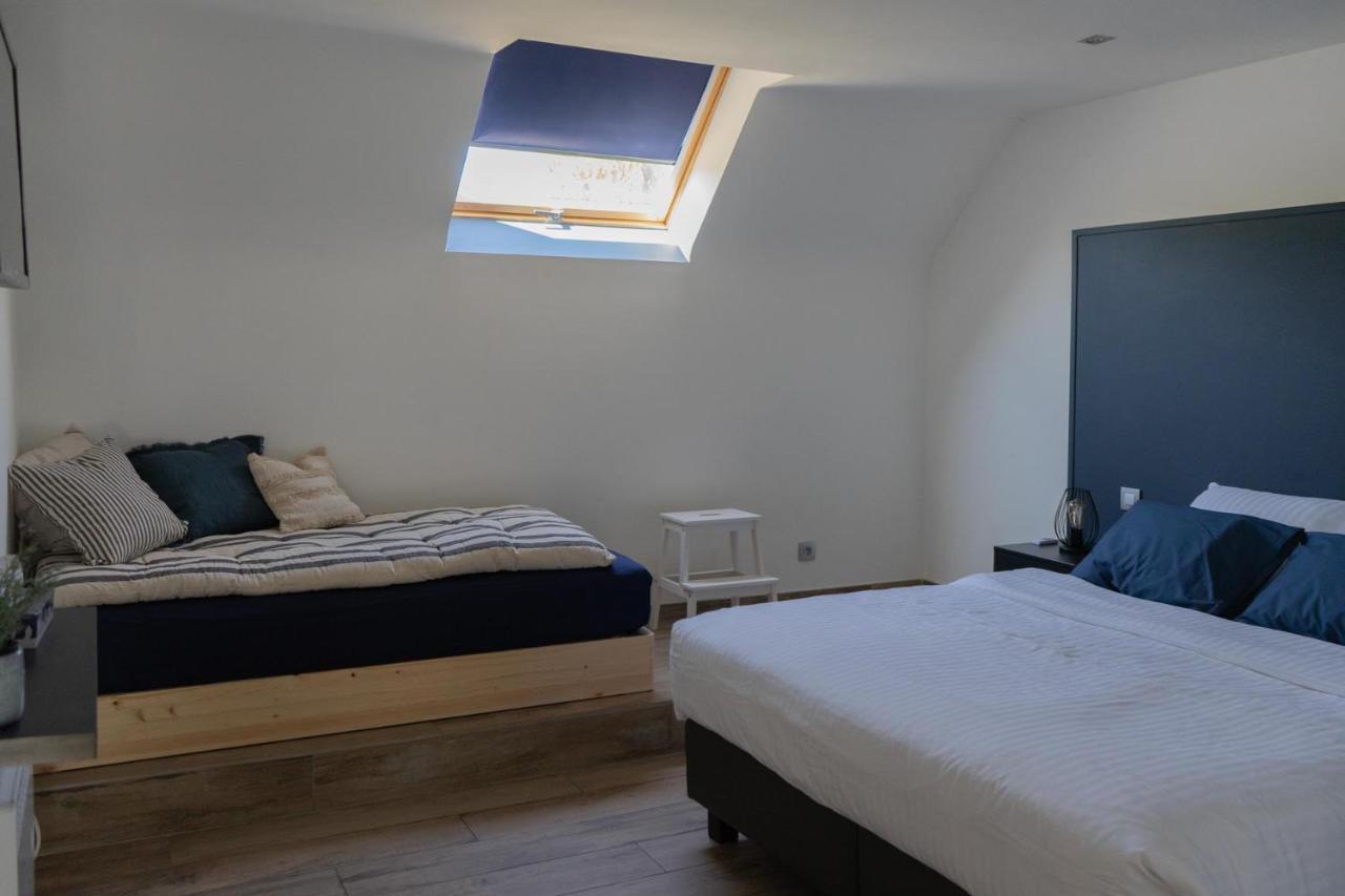 Au Petit Canteleu - Bed & Breakfast Beloeil ภายนอก รูปภาพ