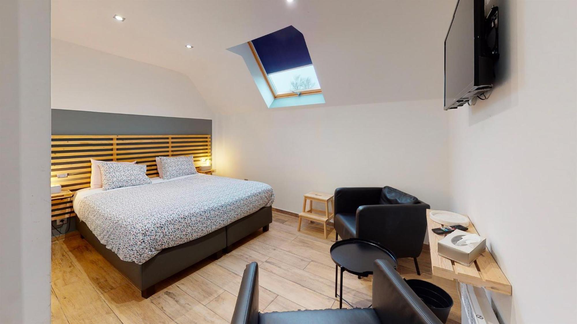 Au Petit Canteleu - Bed & Breakfast Beloeil ภายนอก รูปภาพ